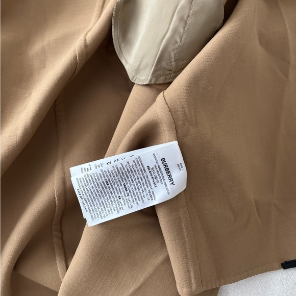 Burberry Classic Coat - Picture 9 of 9